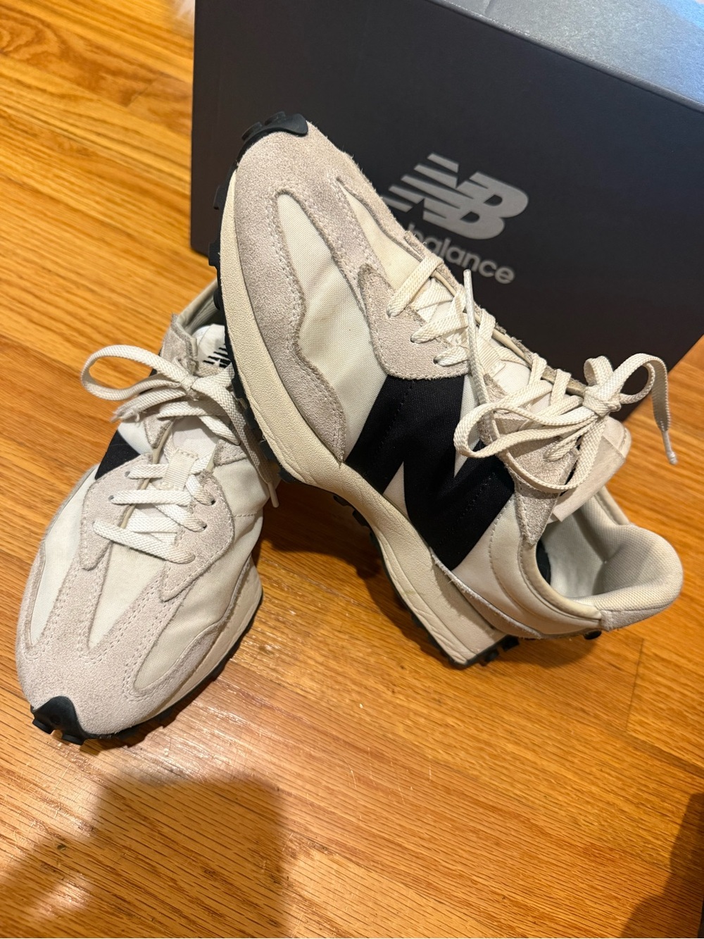 New Balance Women’s White and Black Retro Runner Sneakers